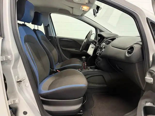 Fiat Punto view 13