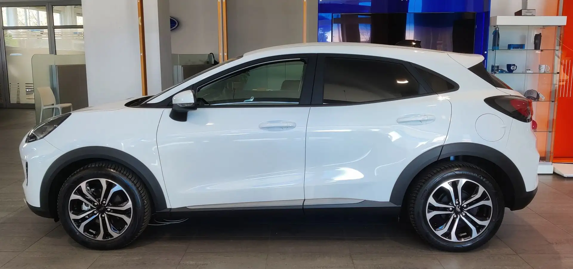 Ford Puma 1.0 EcoBoost Hybrid 125 CV S&S Titanium Blanc - 2