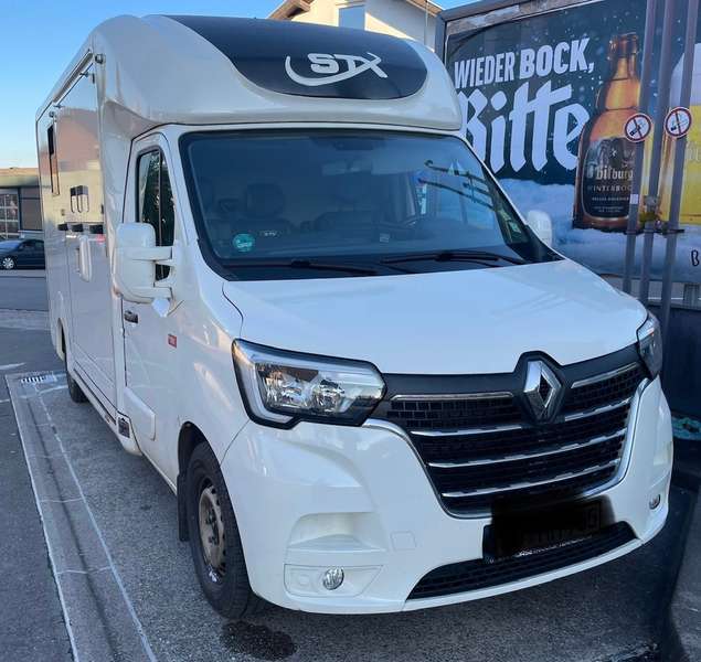 Renault Master Pferdetransporter STX Master 2.3 Navi Sitzh