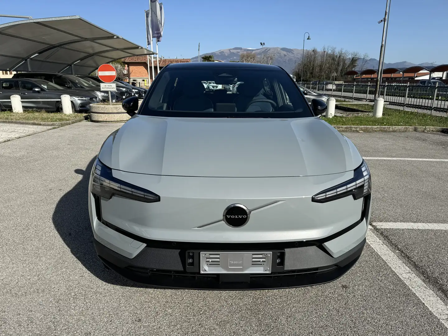 Volvo EX30 Single Motor RWD Plus - NUOVA Grigio - 2
