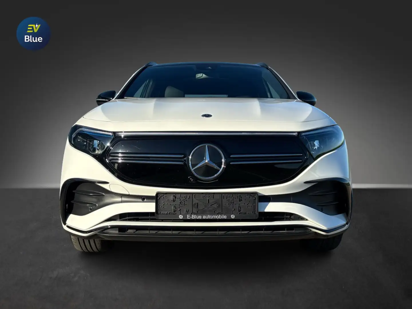 Mercedes-Benz EQA 250 EQA 66.5 kWh 250 AMG Line Weiß - 2