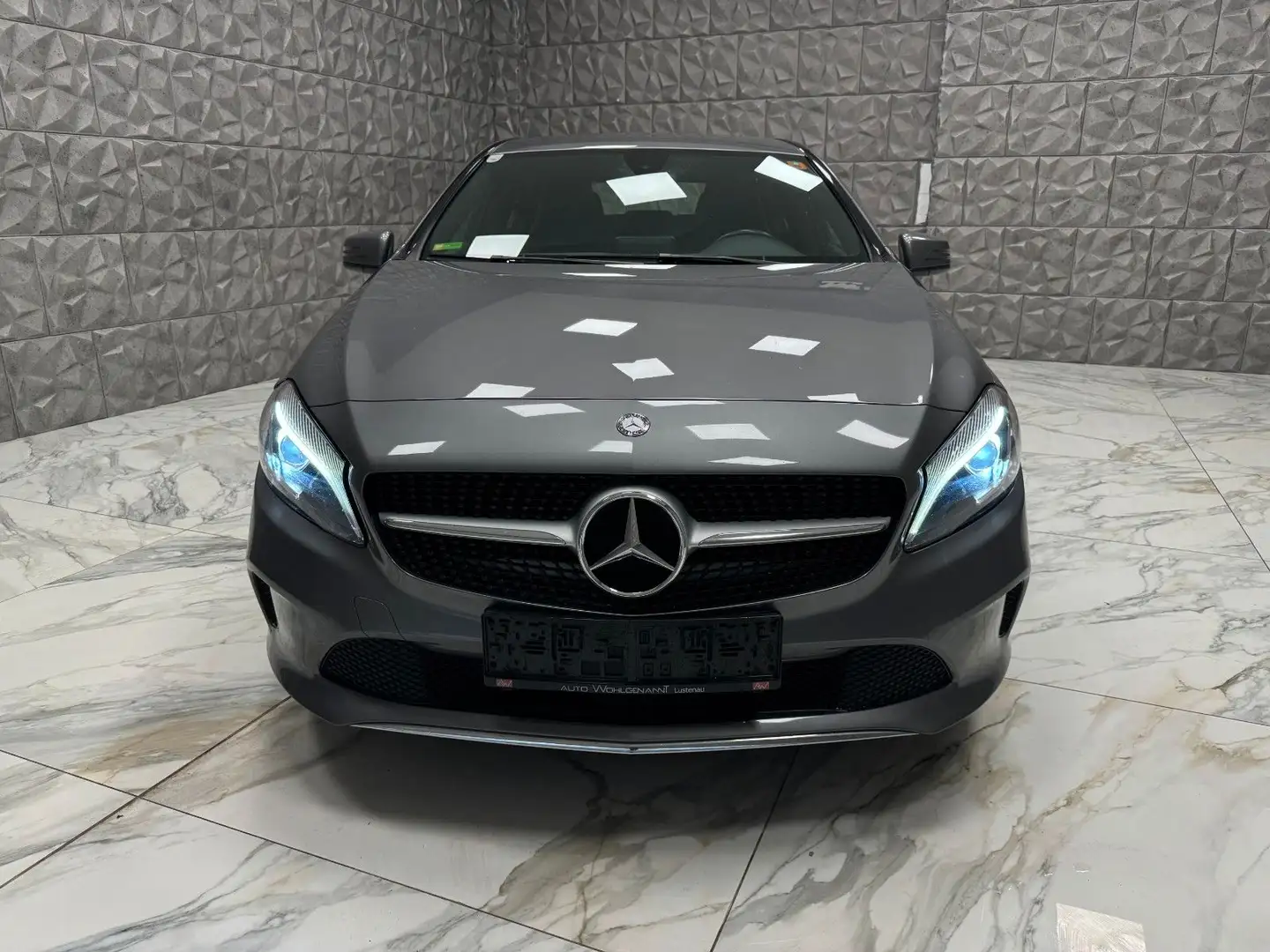 Mercedes-Benz A 160 Led Grau - 2