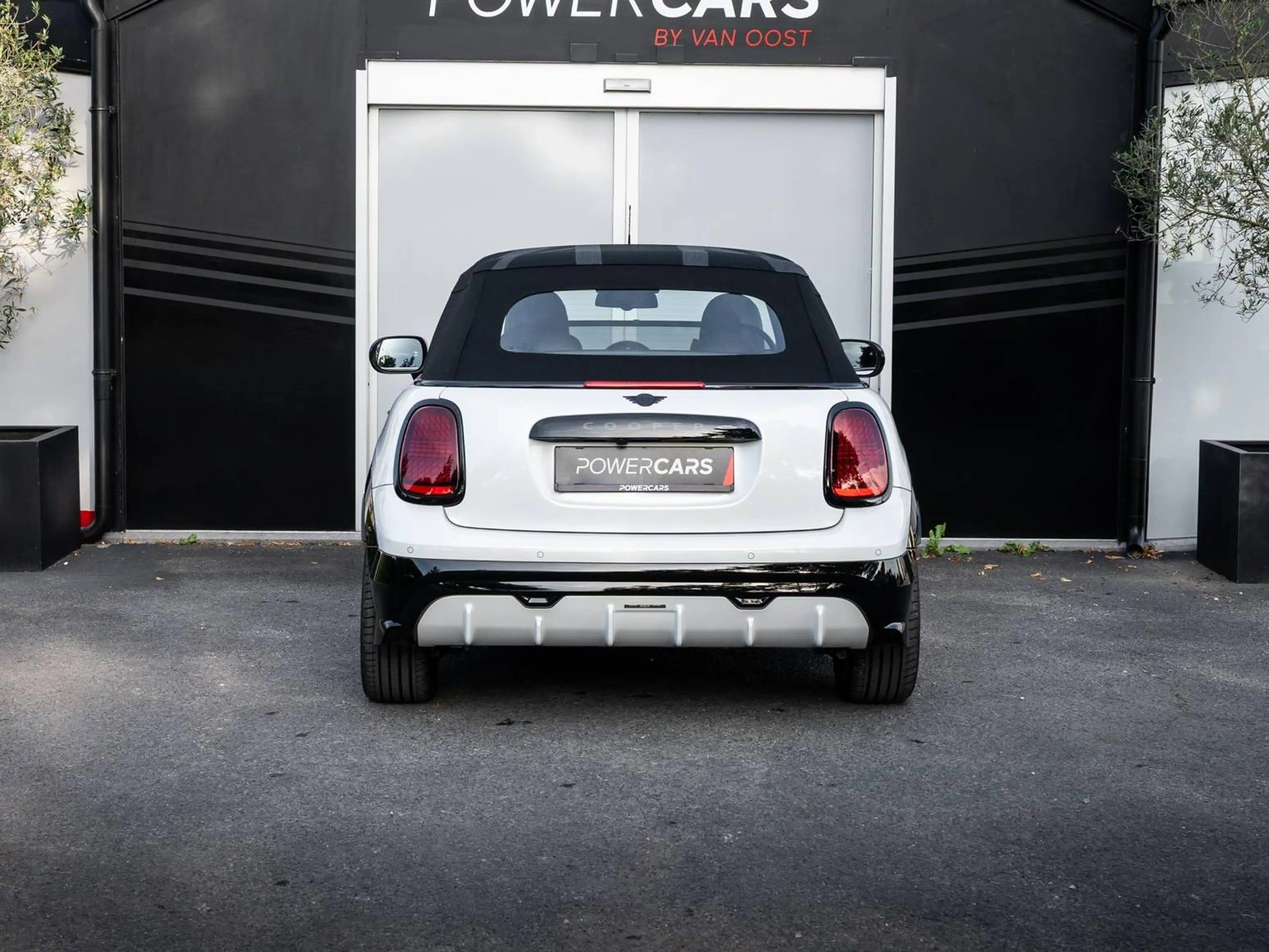 MINI Cooper C Cabrio John Cooper Works | XL Pack | Full Option — photo 11