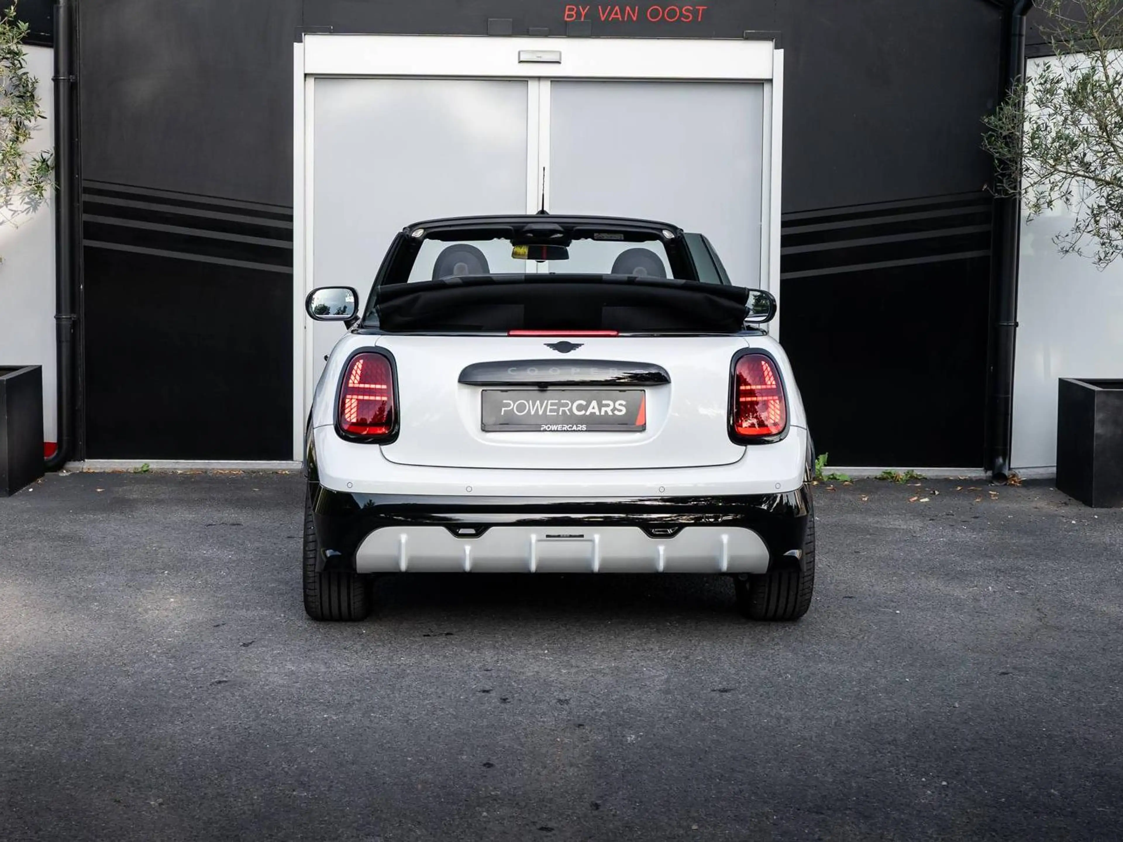 MINI Cooper C Cabrio John Cooper Works | XL Pack | Full Option — photo 8