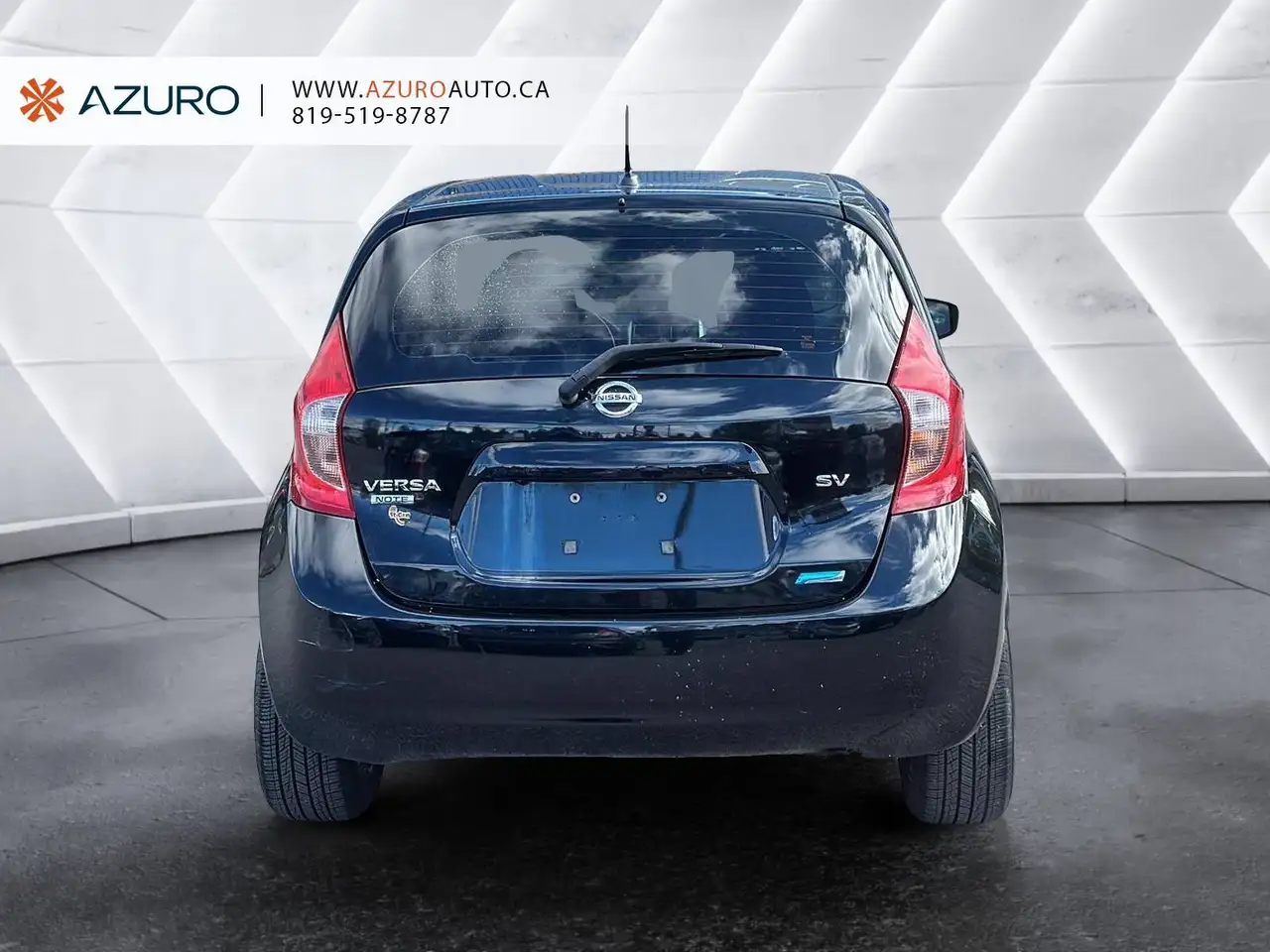 Nissan Versa снимка Nissan Versa