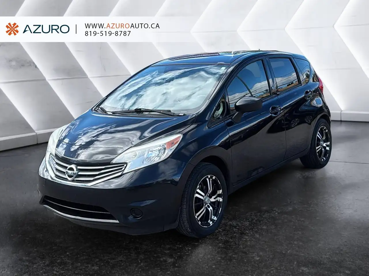 Nissan Versa снимка Nissan Versa