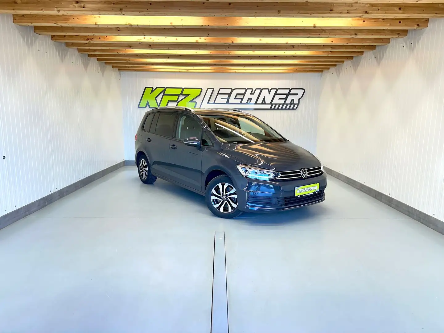 Volkswagen Touran 2.0 TDI "AHK*SITZH*LED*NAVI*ACC" Grau - 1