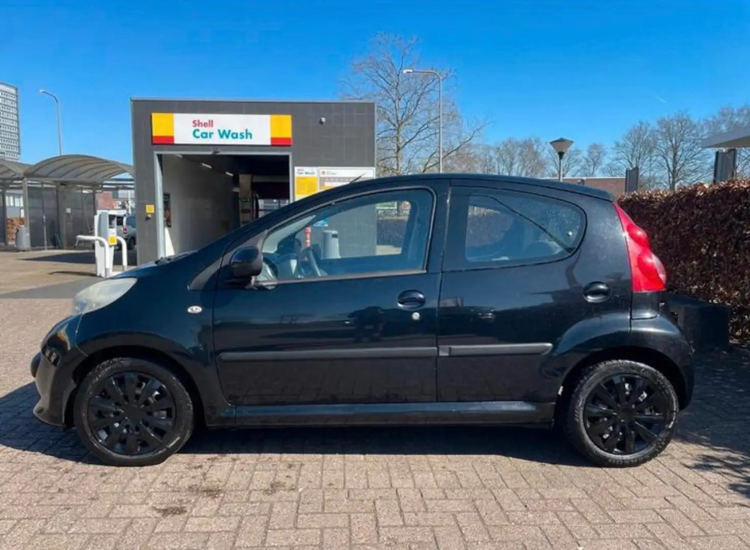 Peugeot 107 107 1.0-12V XS Černá - 2