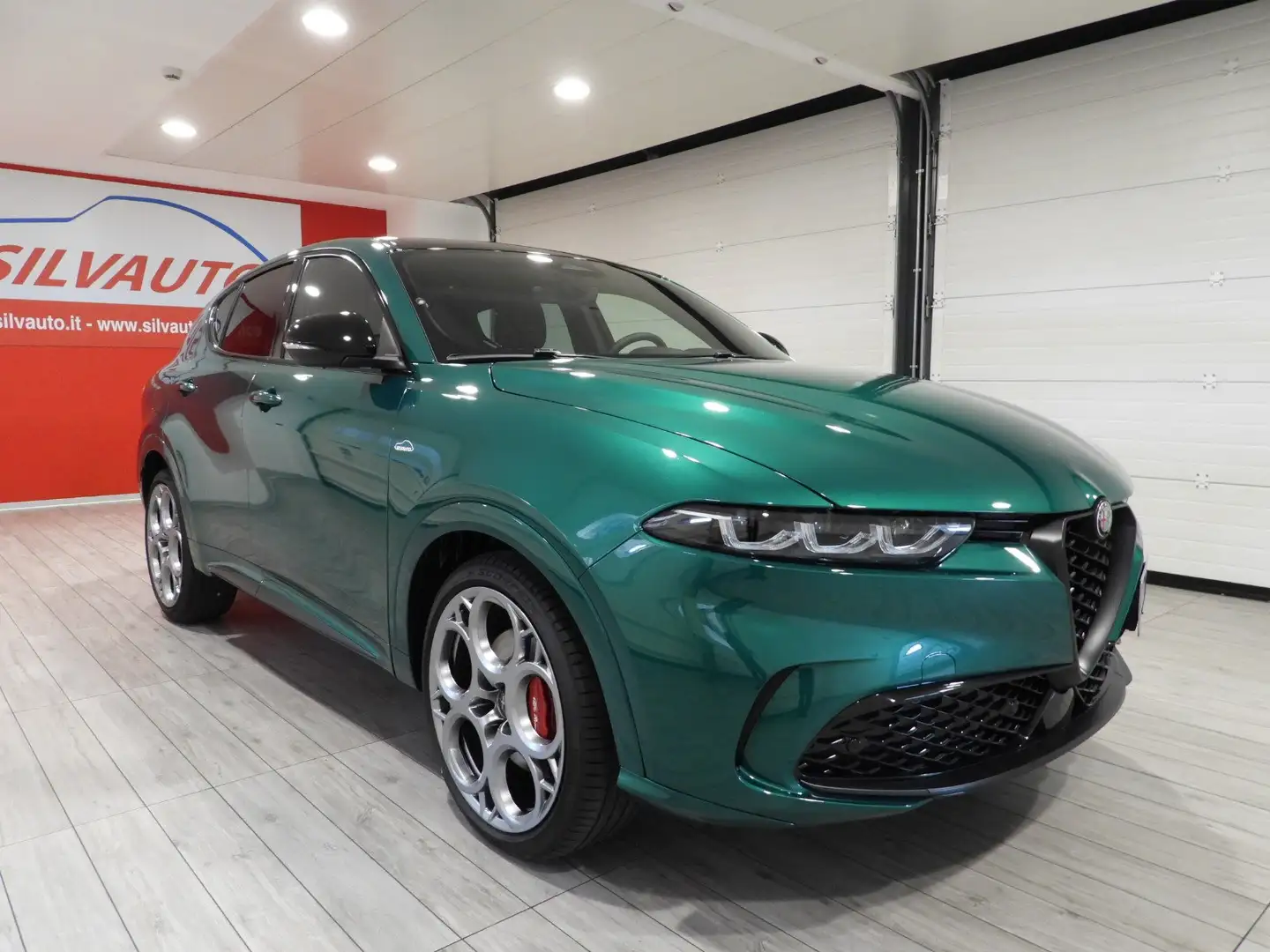 Alfa Romeo Tonale 1.6 TRIBUTO ITALIANO 130CV TCT6 MY ’25 Rosso - 2