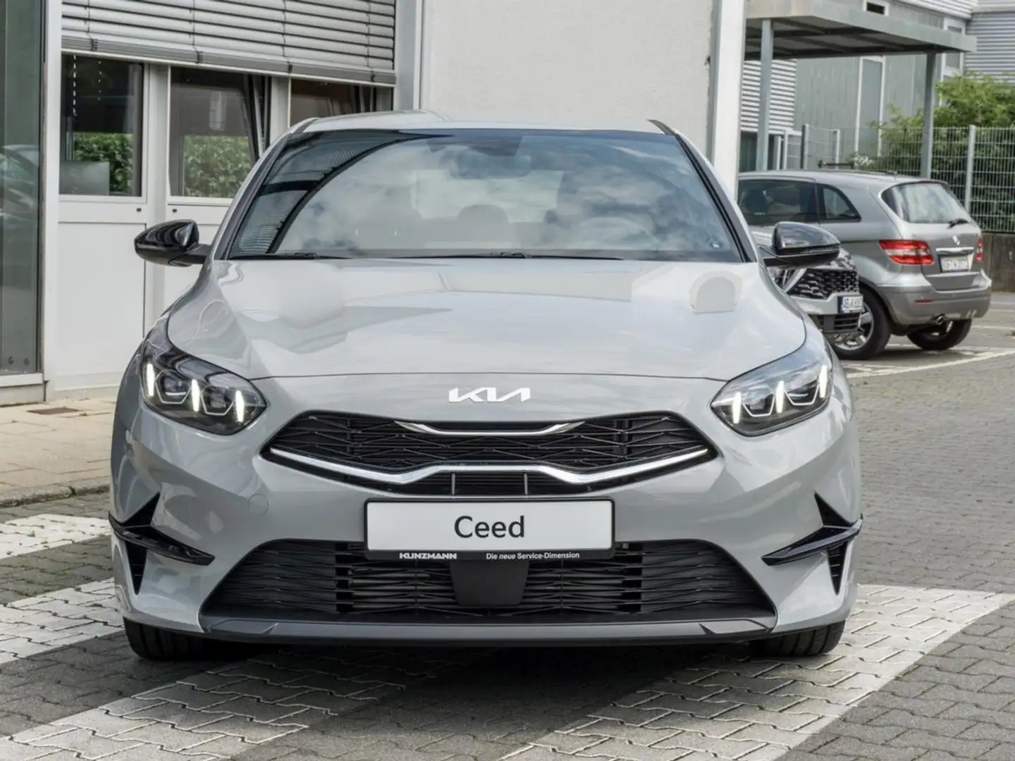 Kia Ceed / cee'd Ceed 1.0T DCT Nightline Navi Lenkradhzg Privacy Grau - 2