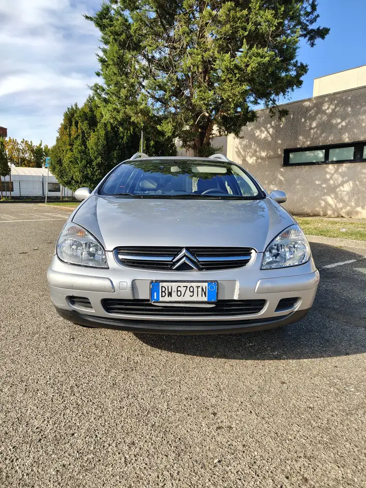 Citroen C5 SW 2.2 hdi 16v Exclusive, foto 3