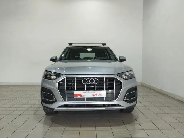 Audi Q5 view 2