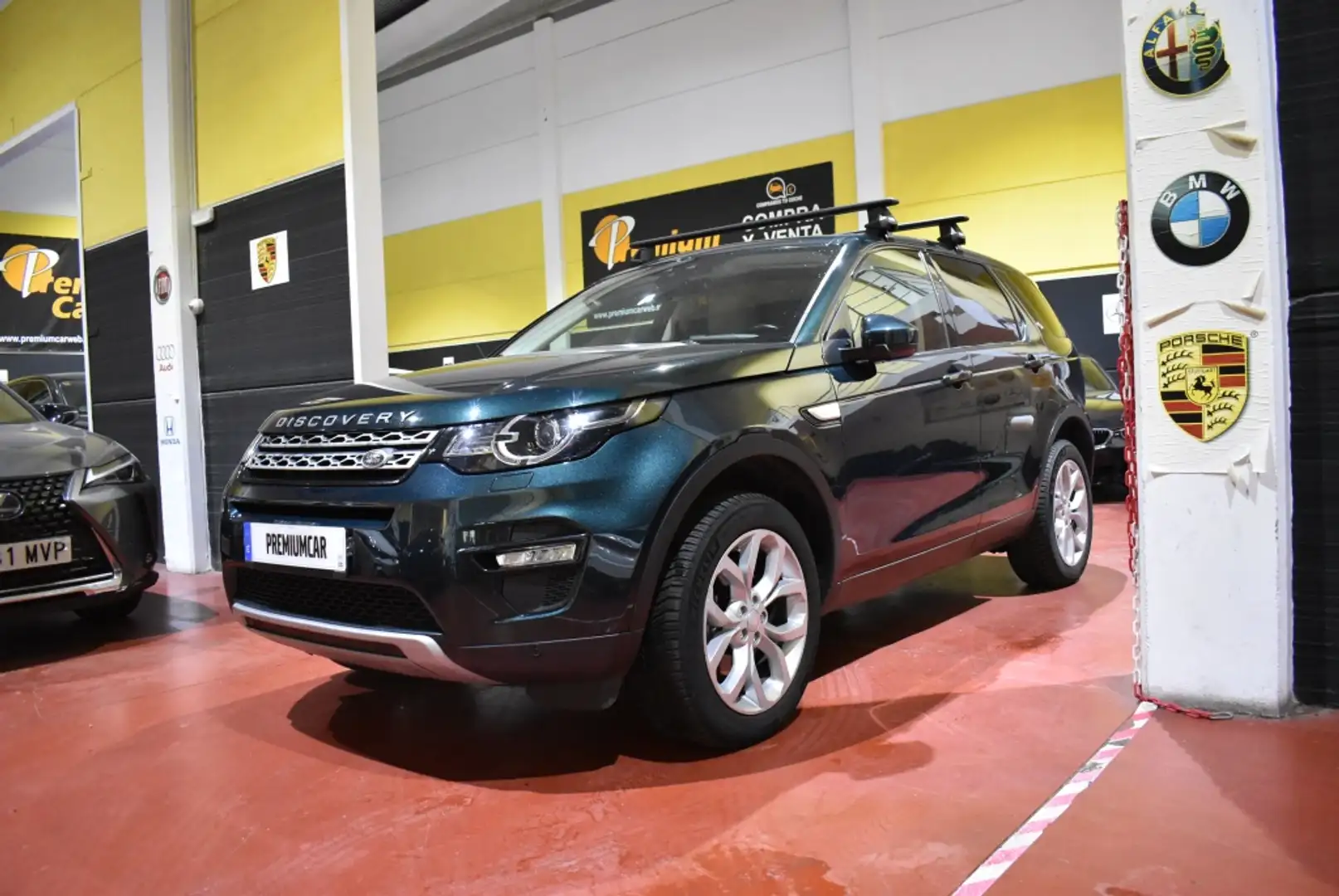Land Rover Discovery Sport 2.0TD4 HSE Luxury 4x4 Aut. 150 Verde - 1