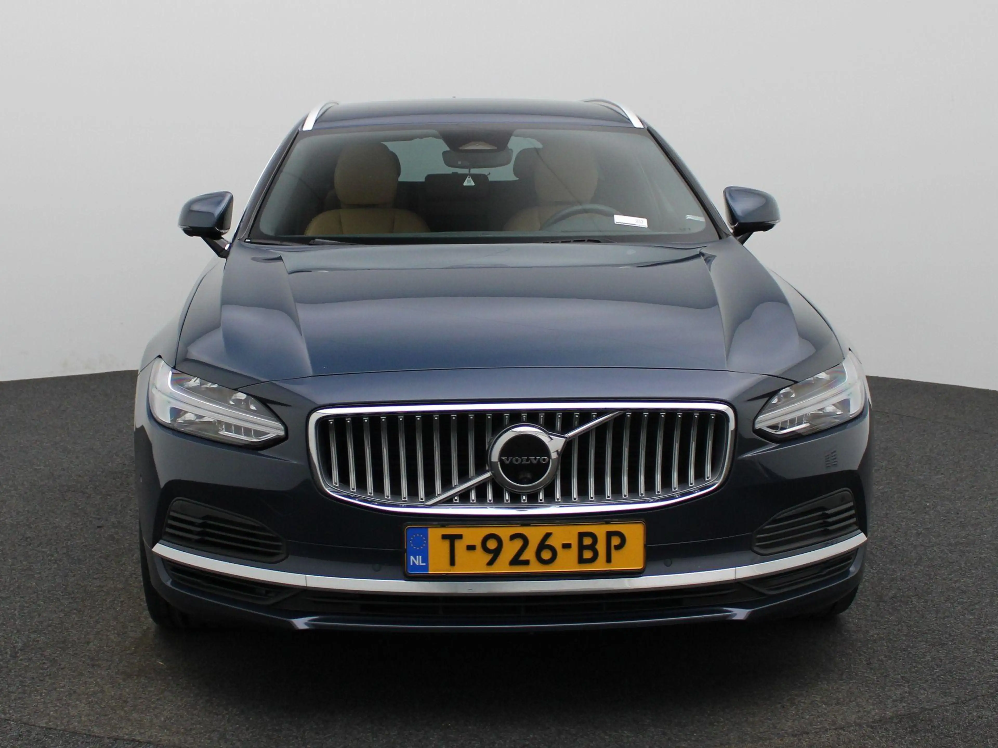 Volvo V90 2.0 T6 Plug-in hybrid AWD Plus Bright 350PK | Harm — photo 3