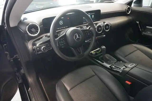 Mercedes-Benz Cla view 7