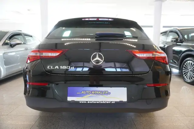 Mercedes-Benz Cla view 6