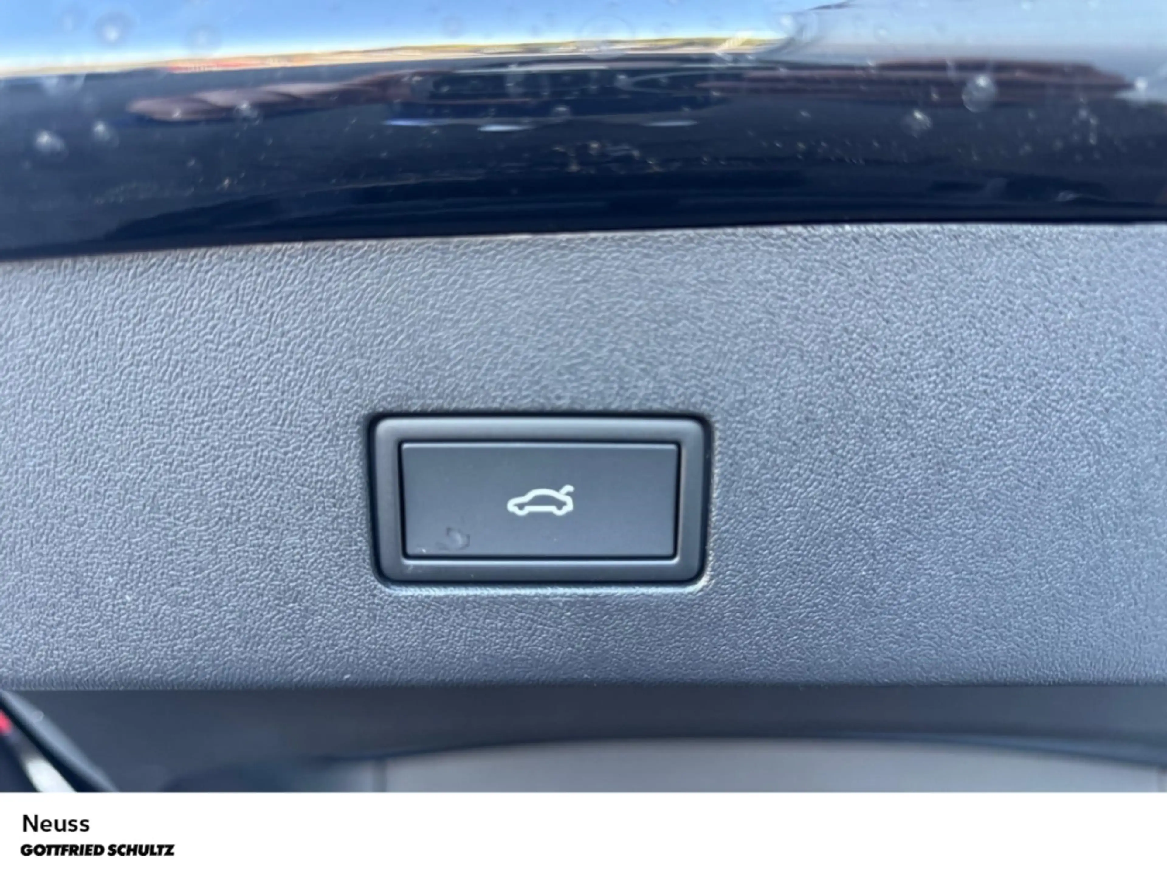 Volkswagen Tayron R-Line 1.5 eHybrid DSG NAVI AHK BLACK STYLE — photo 14