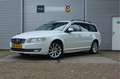 Volvo V70 2.0 T5 Inscription Edition Trekhaak (1.800kg), CNG Blanc - thumbnail 1