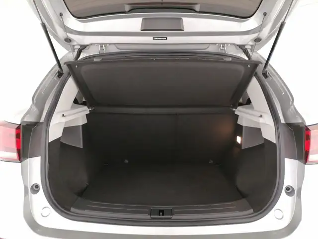 MG ZS view 10