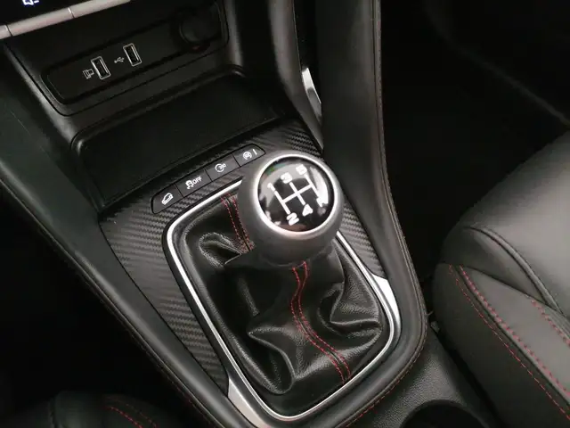 MG ZS view 13