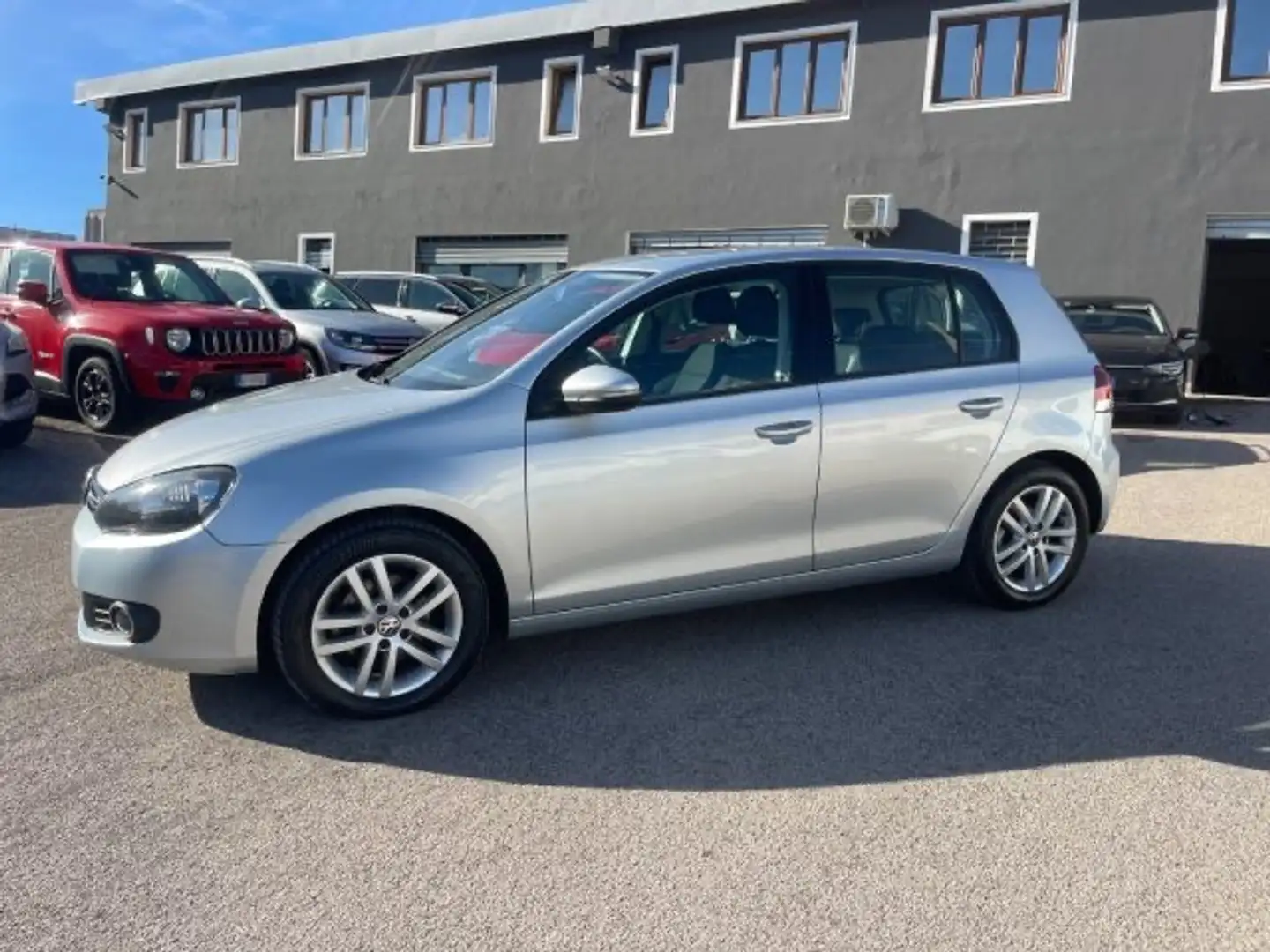 Volkswagen Golf 5p 1.6 tdi - 1