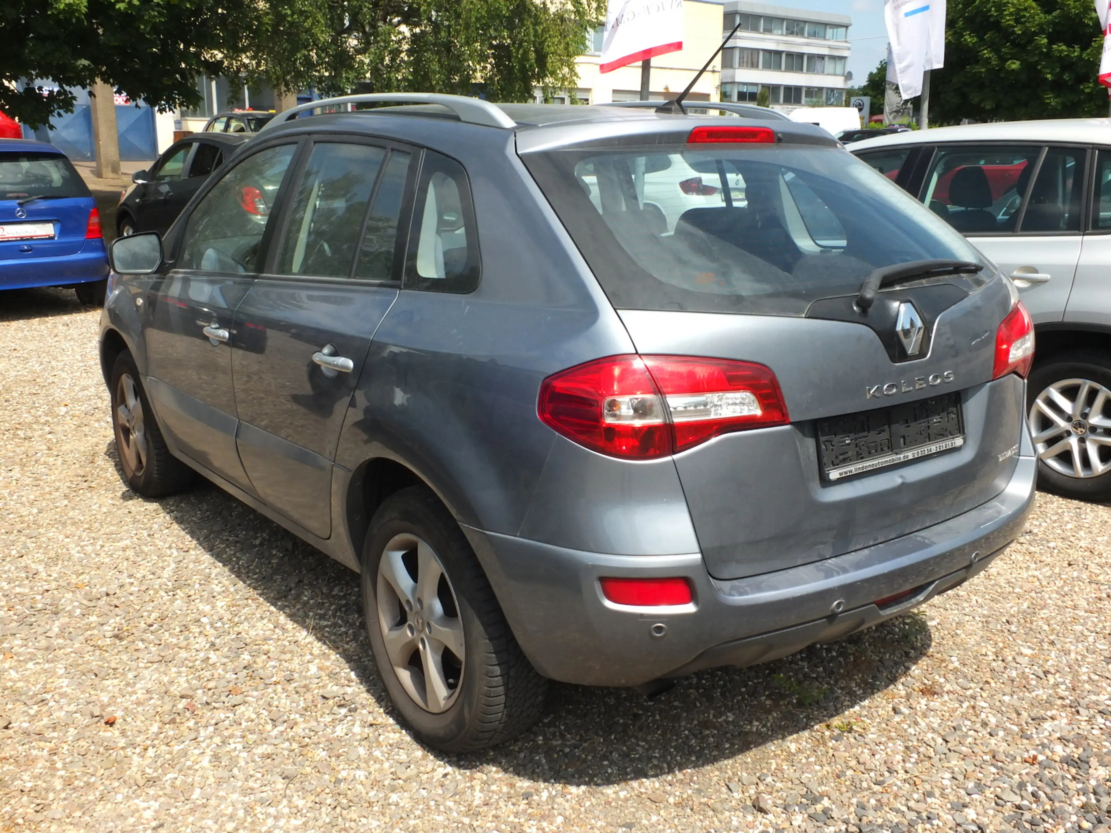 Renault Koleos LUXE 4 WD LEDER XENON DPF PARKPILOT KLIMAAUTOMATIK — photo 2