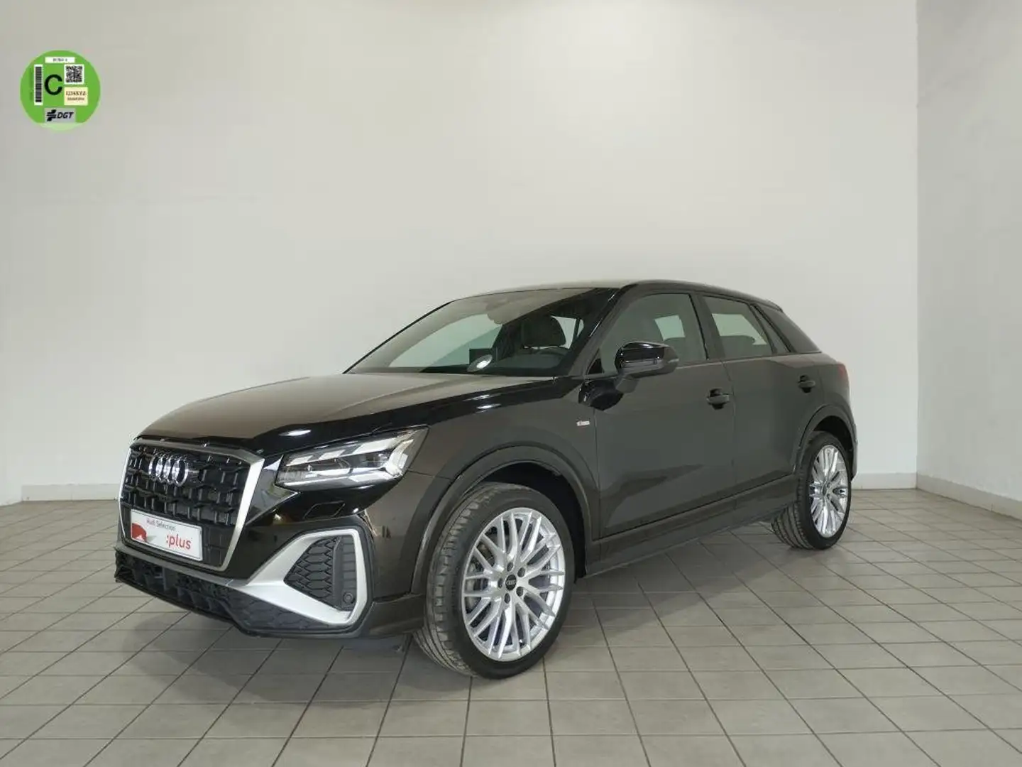 Audi Q2 35 TDI Adrenalin S tronic 110kW Negro - 1