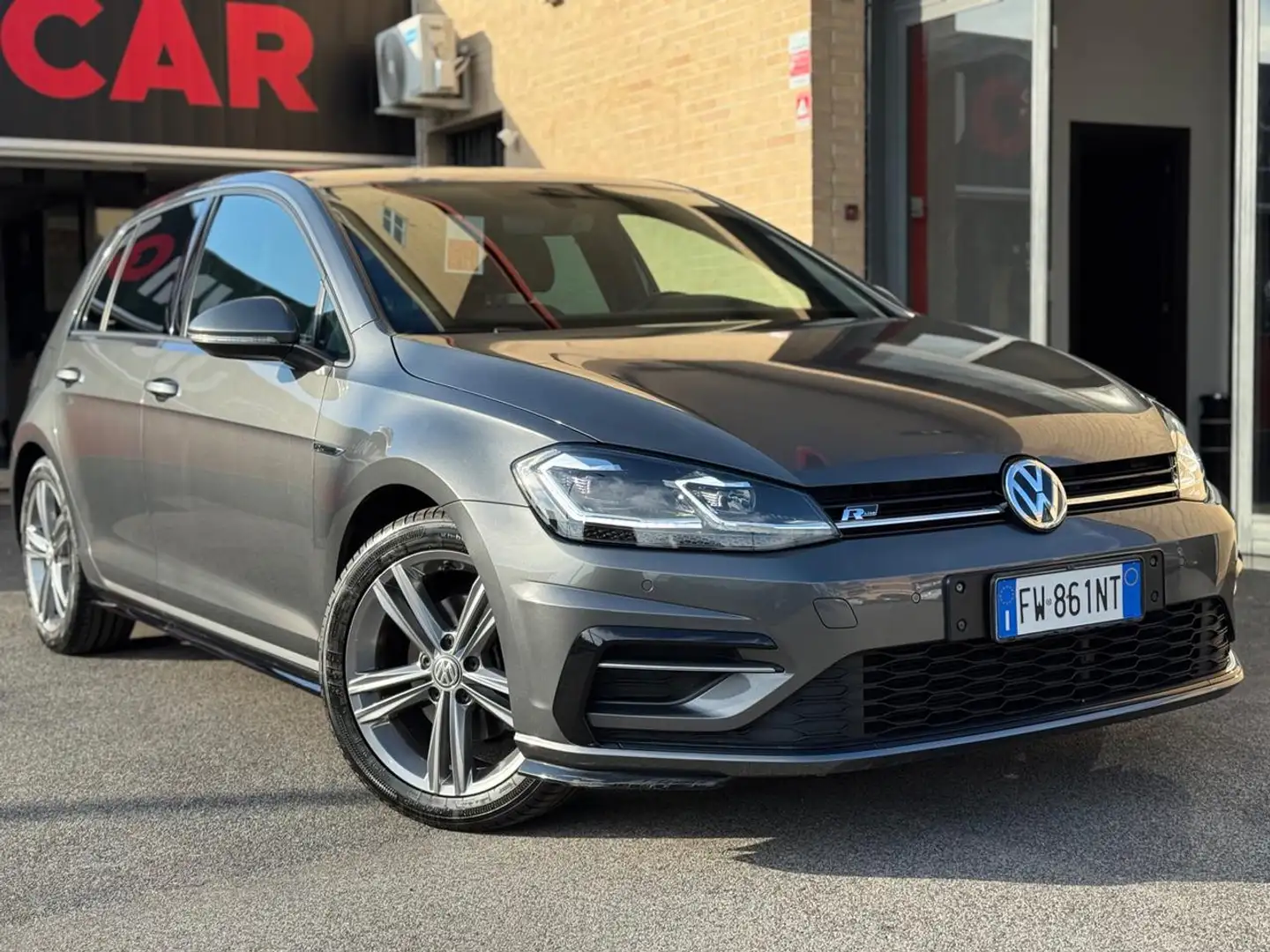 Volkswagen Golf 1.5 TSI ACT DSG 5p. Sport R-LINE (VIRTUAL COCKPIT) Gris - 1