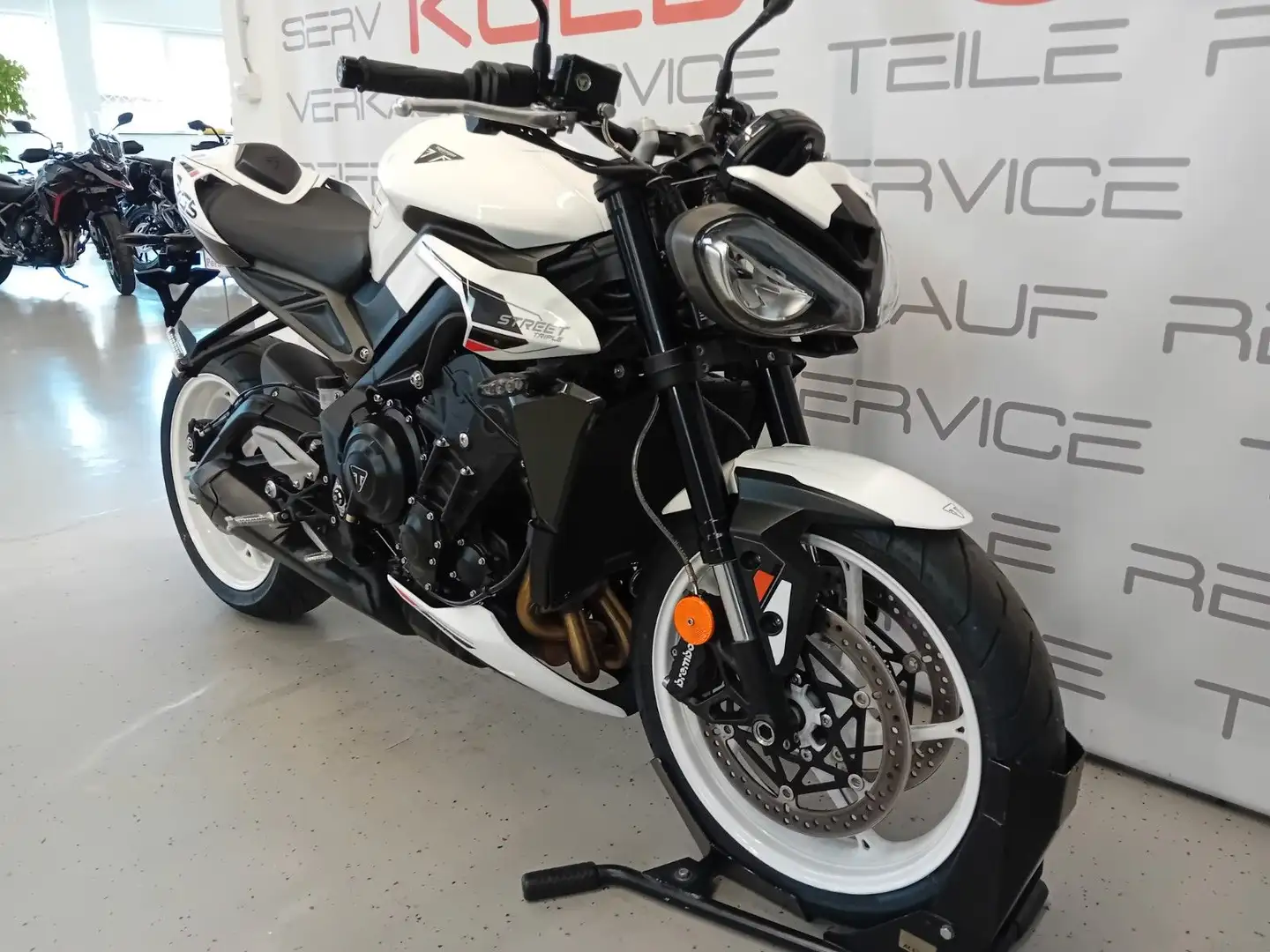 Triumph Street Triple 765 R A2 Білий - 2