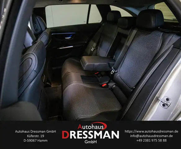 Mercedes-Benz C-Class view 14