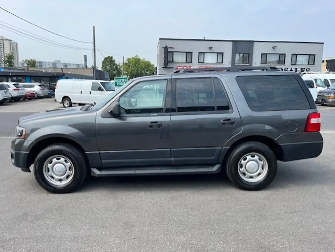 Ford Expedition снимка Ford Expedition
