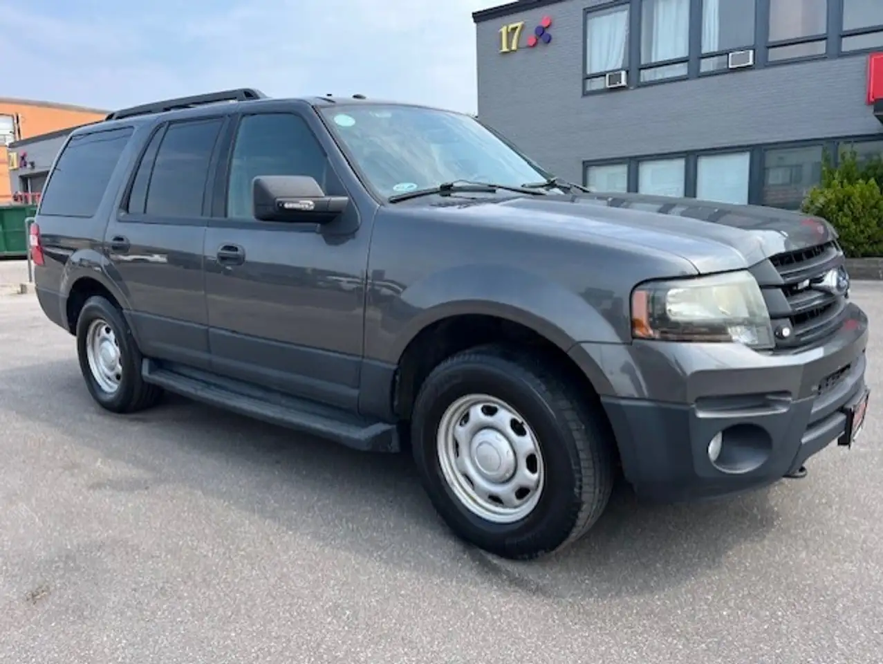 Ford Expedition снимка Ford Expedition