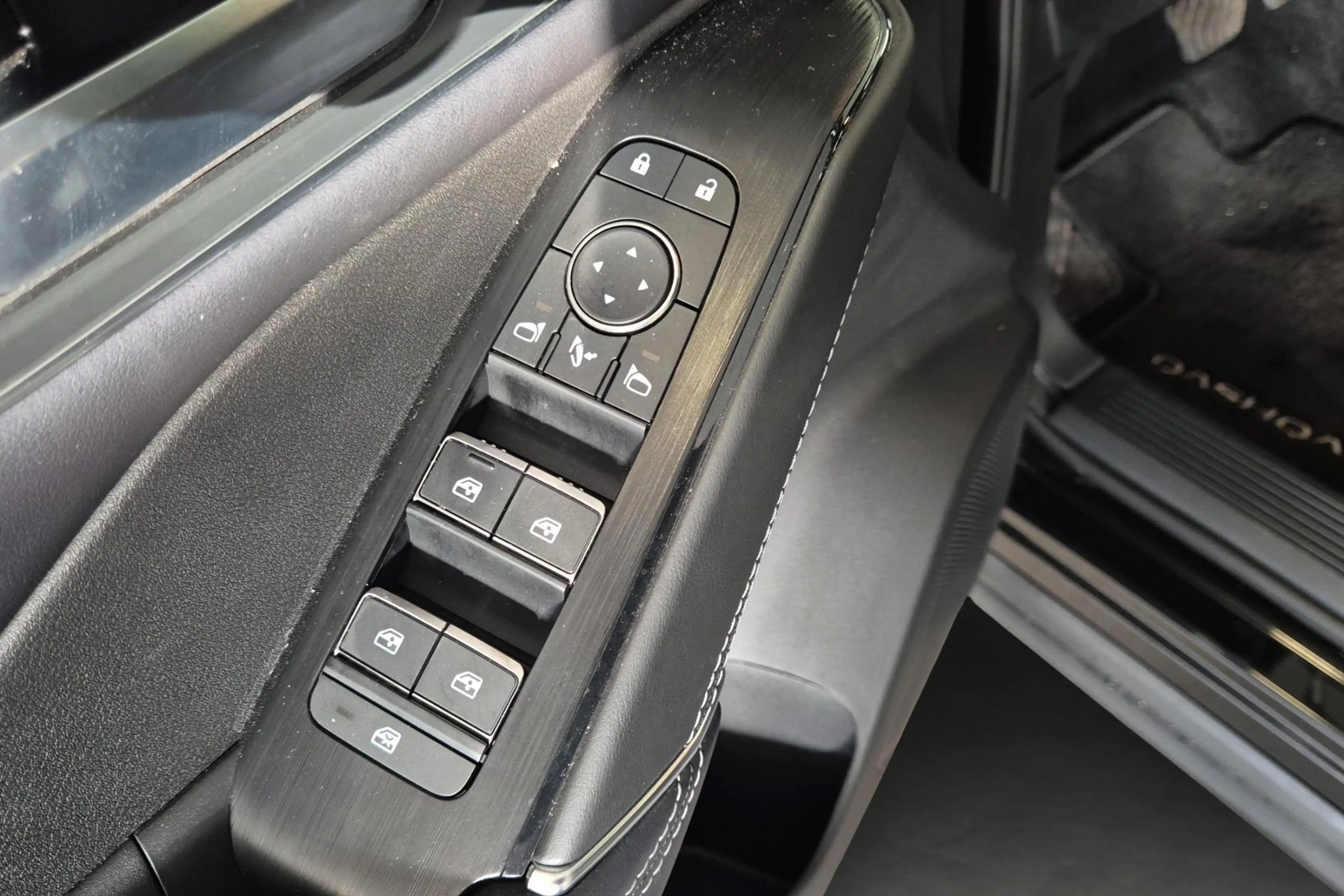 Nissan Qashqai MHEV 116KW Business Premium Xtronic Automaat/Navig — photo 15