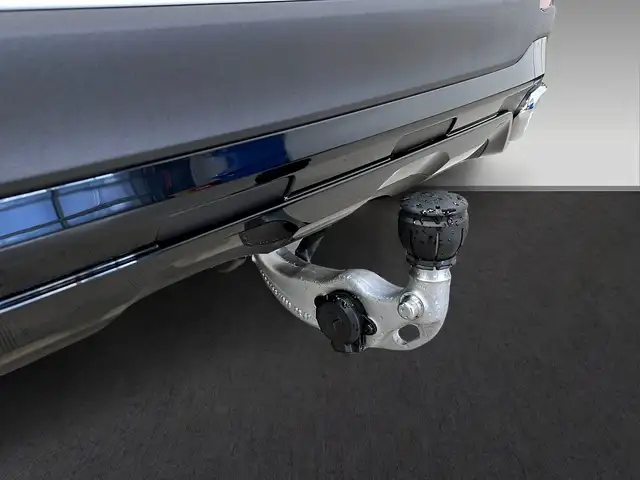 Mercedes-Benz 450 view 11