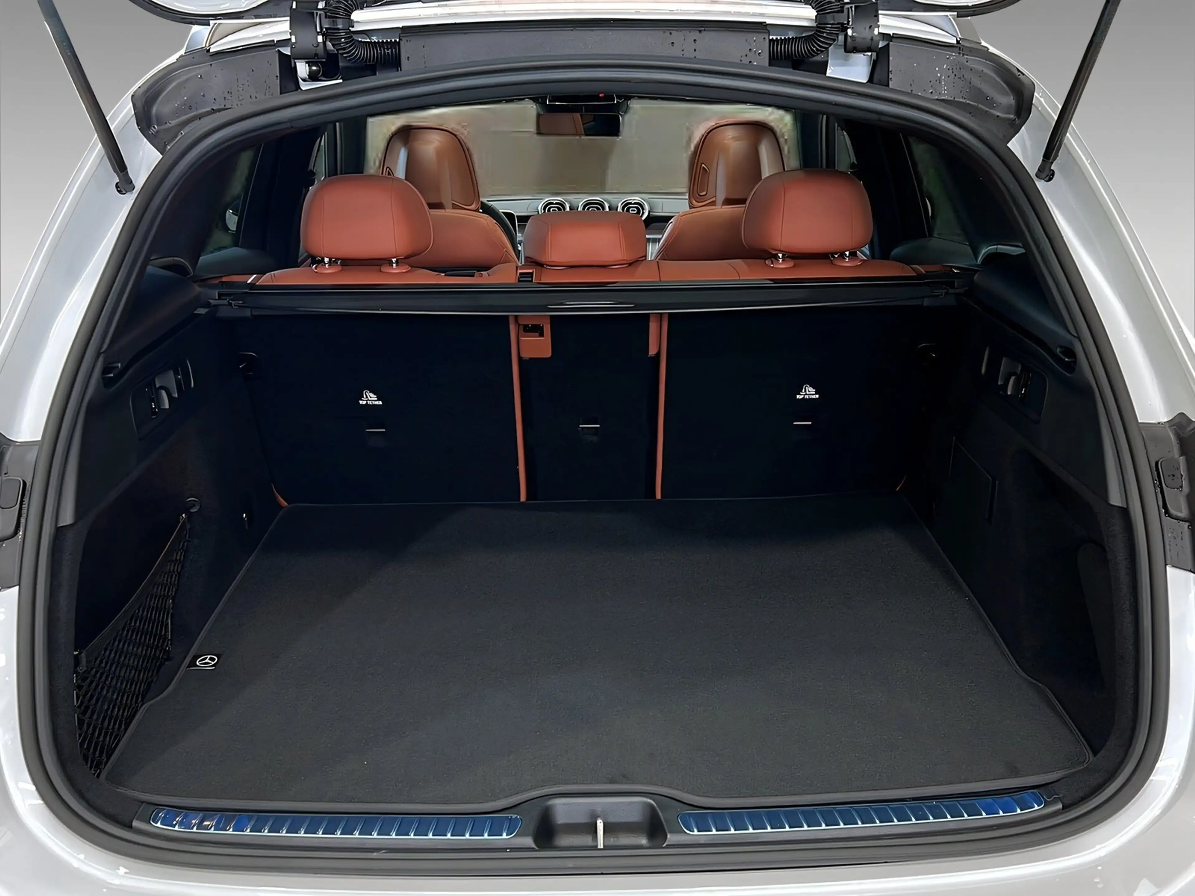 Mercedes-Benz GLC 450 d 4M AMG+DISTR+NIGHT+Burme+Memo+AHK+360° — photo 6