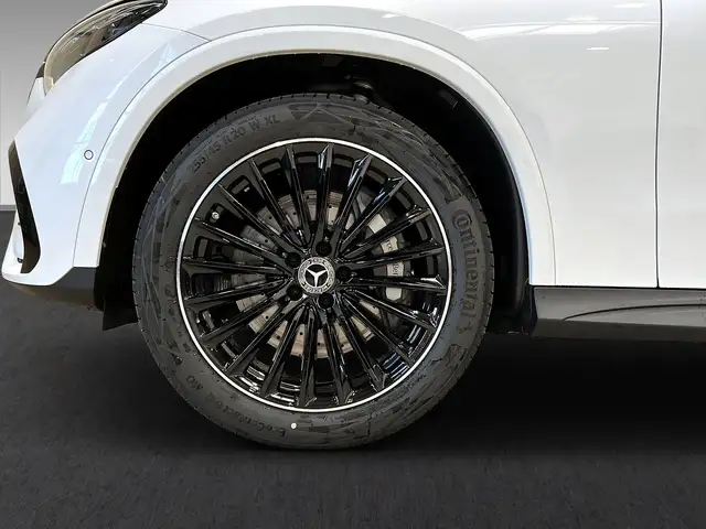 Mercedes-Benz 450 view 7