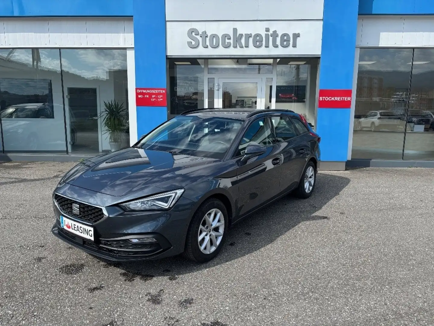 SEAT Leon SP Style TDI DSG*LED*NAVI*KAMERA*AHK*ACC Grijs - 1