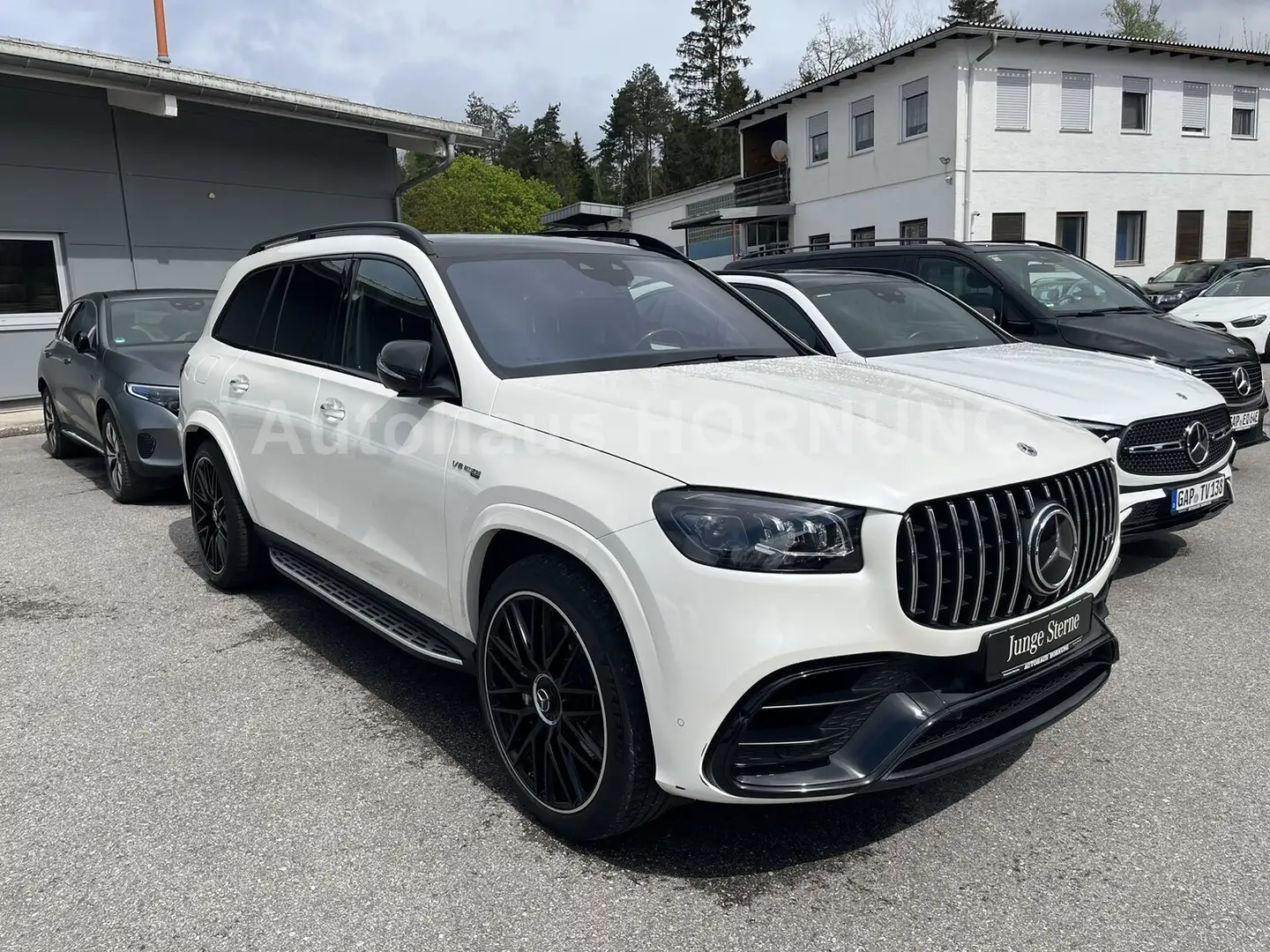 Mercedes-Benz GLS 63 AMG GLS 63 4MATIC+ NP194500€/23"/'FondEnt/Pano/AHK++ Weiß - 2