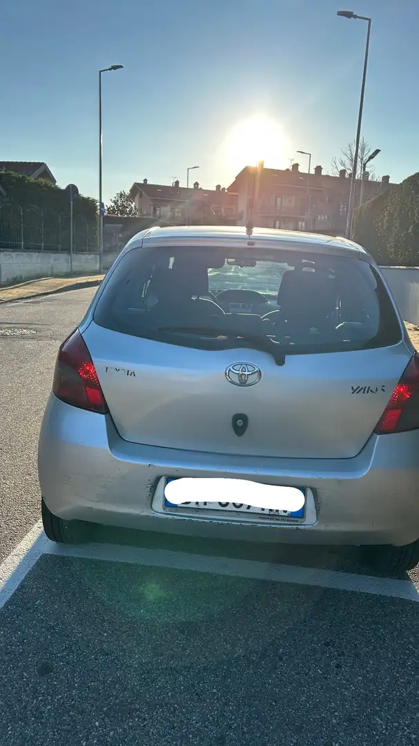 Toyota Yaris Auto per Neopatentati - 2