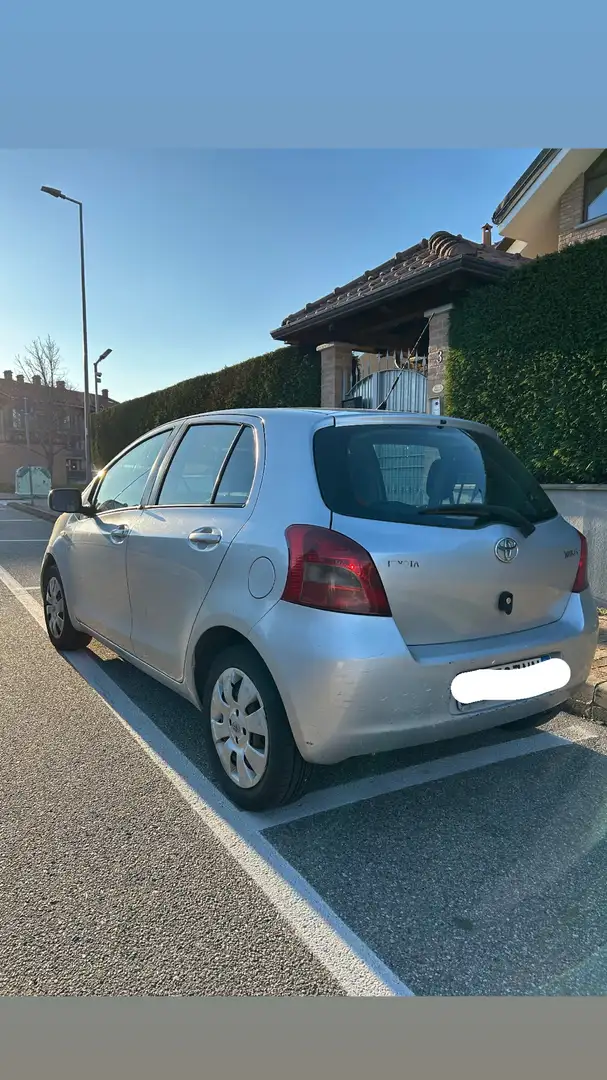 Toyota Yaris Auto per Neopatentati - 1