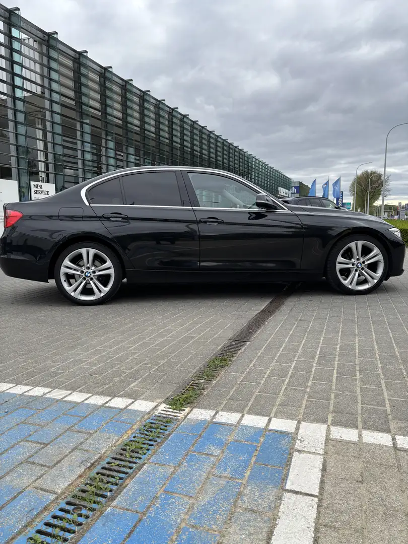 BMW 320 320i Aut. Luxury Line - 2