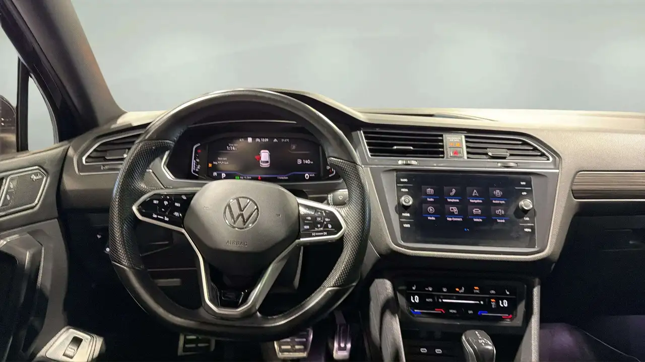 Volkswagen Tiguan снимка Volkswagen Tiguan