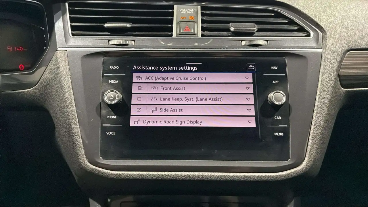 Volkswagen Tiguan снимка Volkswagen Tiguan