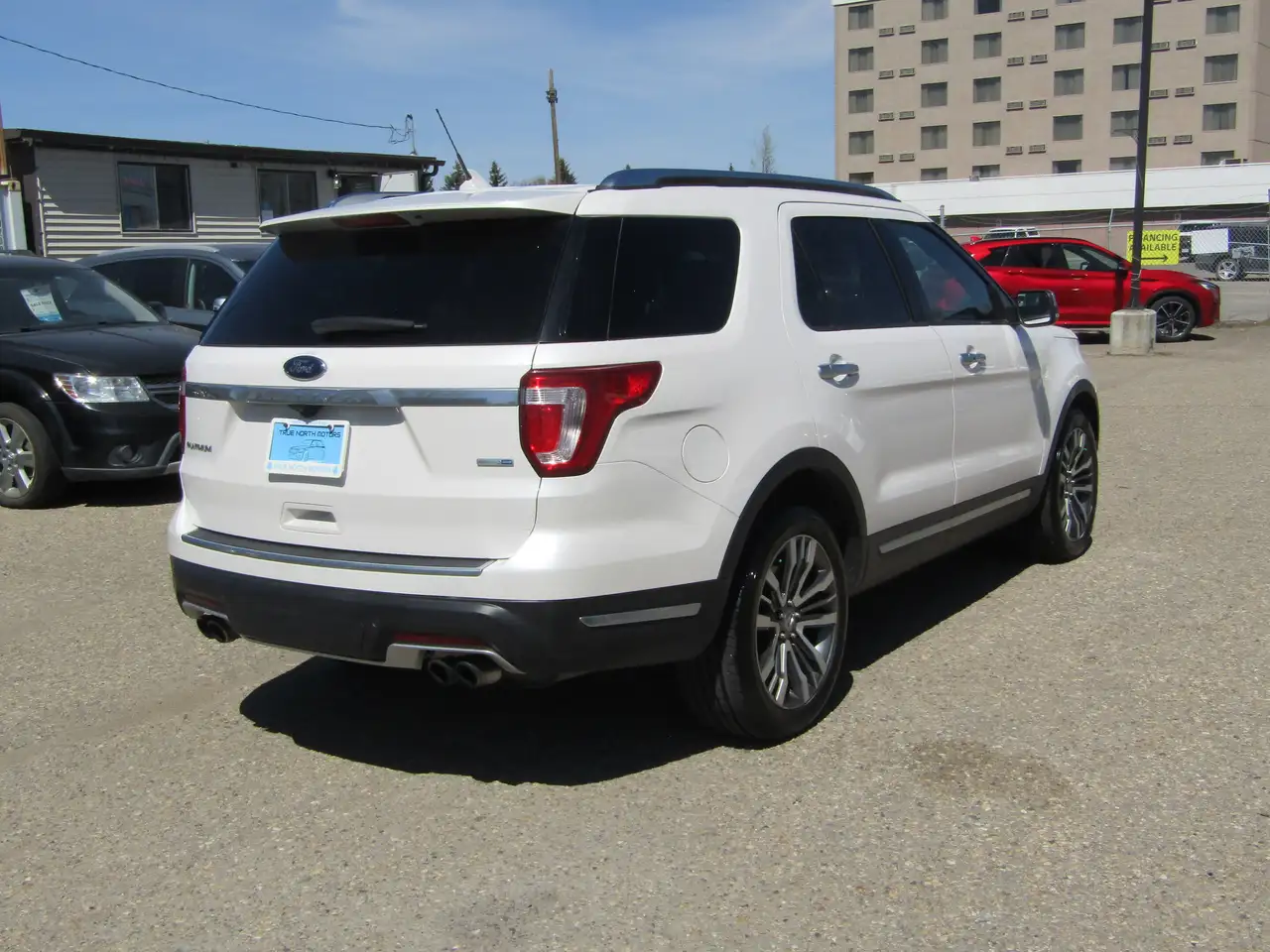 Ford Explorer снимка Ford Explorer