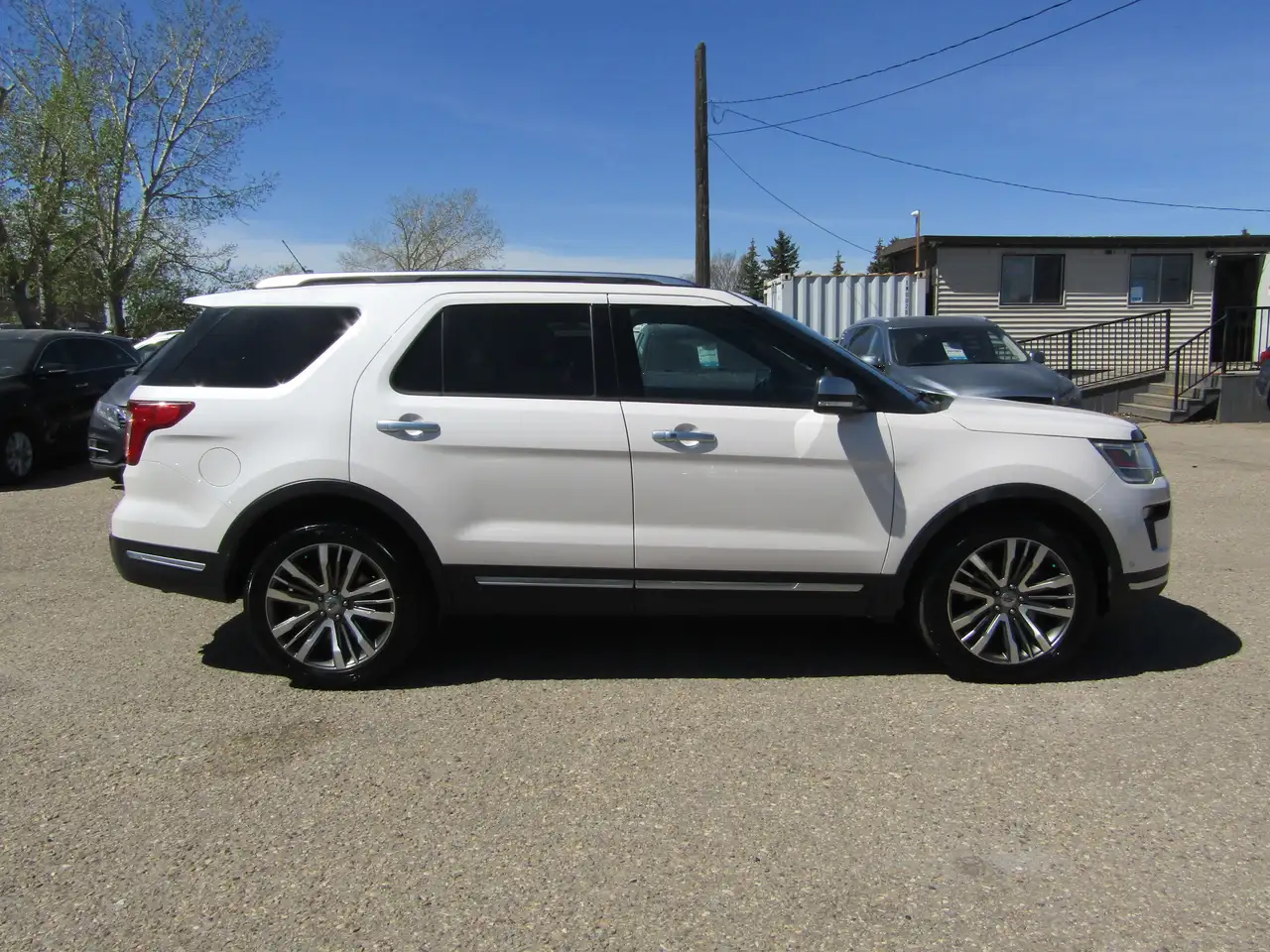 Ford Explorer снимка Ford Explorer