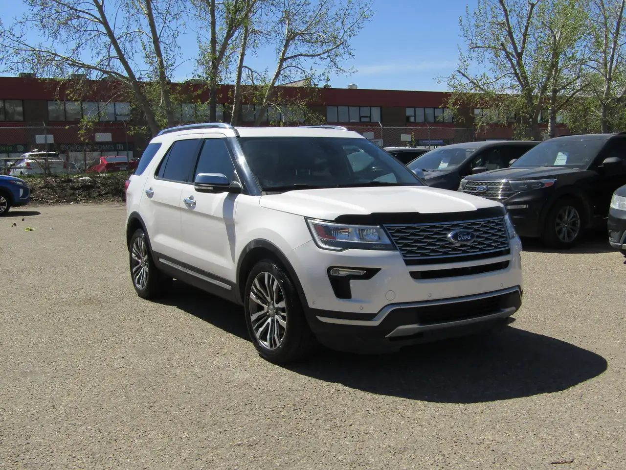 Ford Explorer снимка Ford Explorer