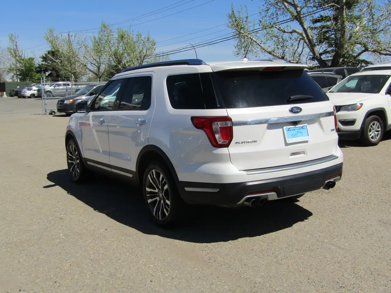 Ford Explorer снимка Ford Explorer