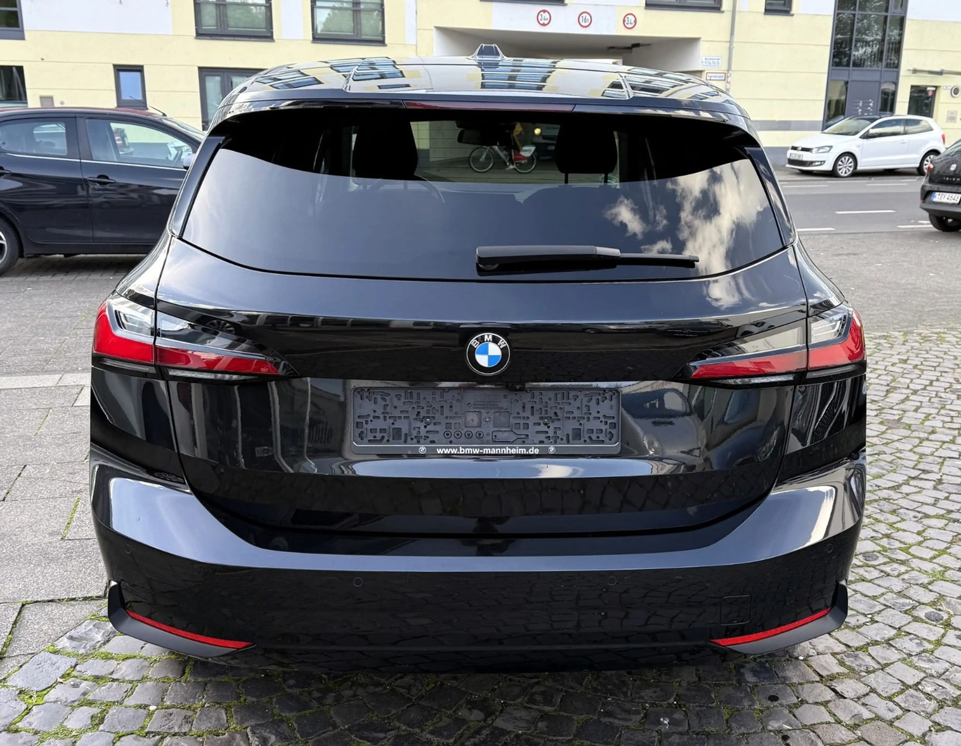 BMW 218 d Active Tourer Aut. LED WIDESCREEN KAMERA — photo 4