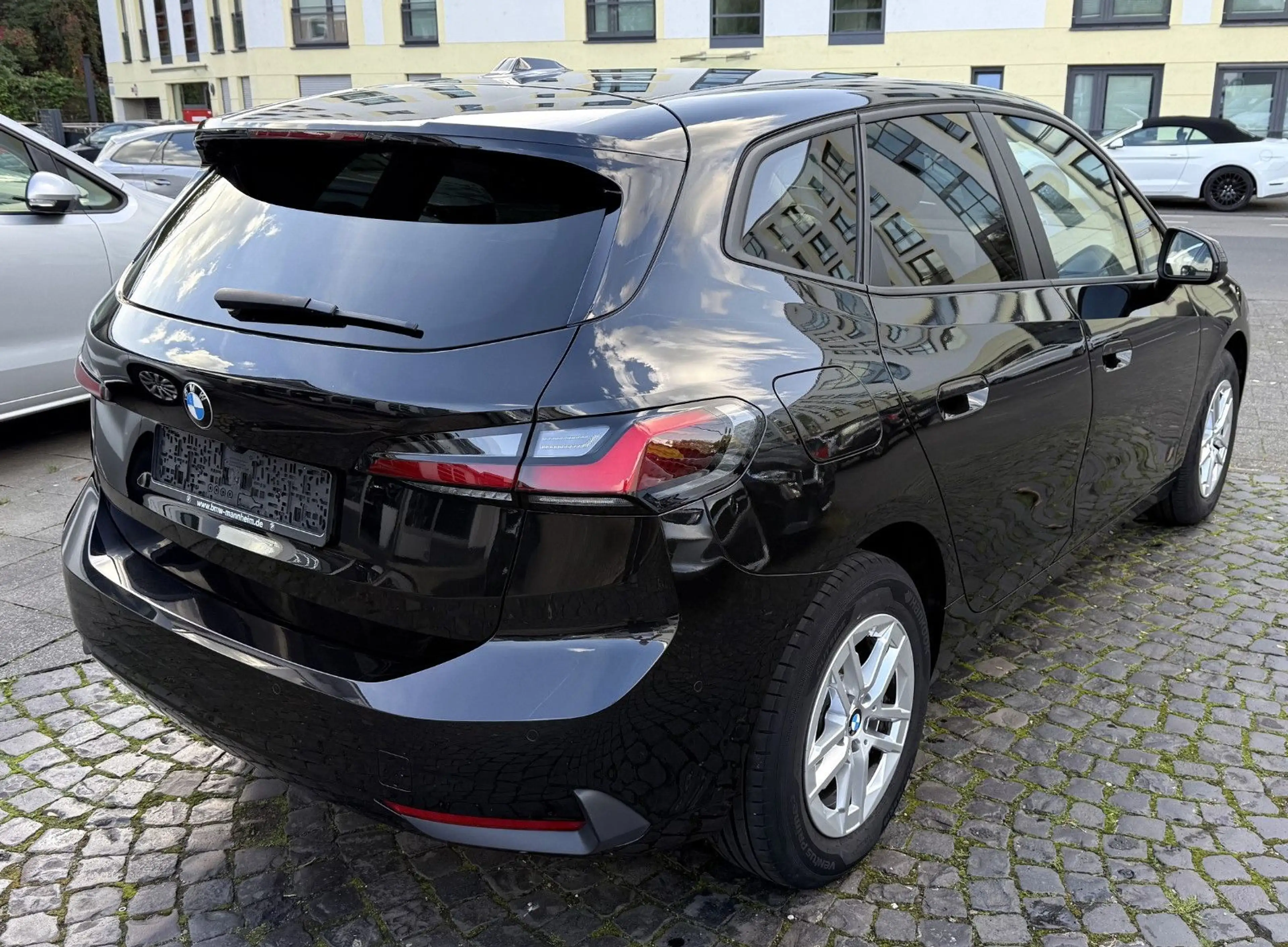 BMW 218 d Active Tourer Aut. LED WIDESCREEN KAMERA — photo 6
