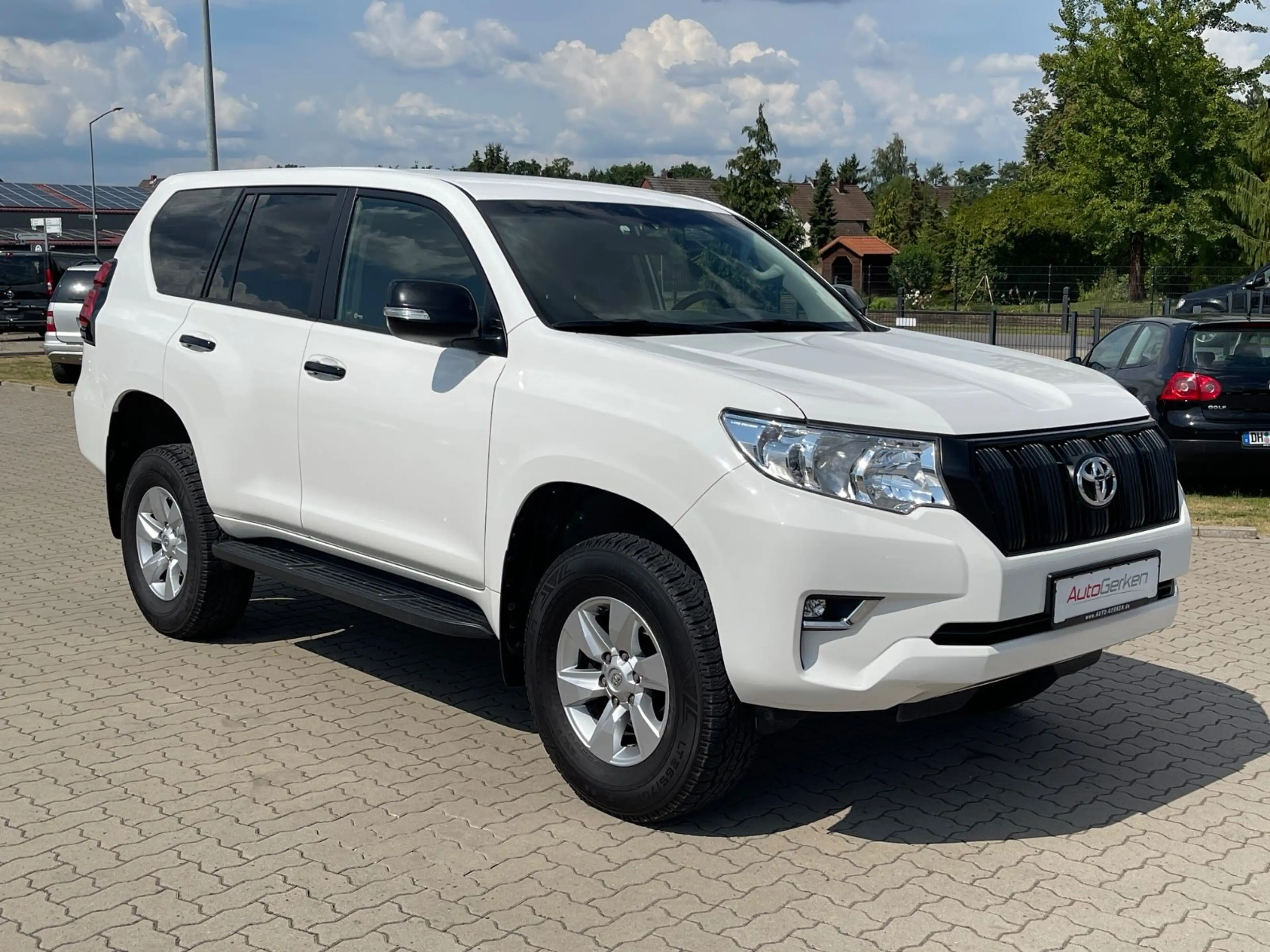 Toyota Land Cruiser 2.8 D-4D 48.561 KM AHK — photo 4